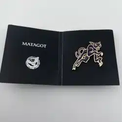 Harry Potter Matagot Collectors Pin Brooch Enameled Gold Tone Metal Loot Crate
