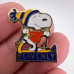 Heavenly Snoopy Peanuts Lapel Hat Pin - Skiing Pin