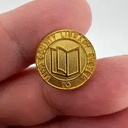 King County Library System 10 Year Service Employee Lapel Hat Pin - Used