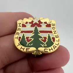 Vintage US Army Meet the Challenge Badge - Susco S-21 Stamp
