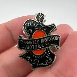 Vintage Harley Davidson Milwaukee WI Oak Leaf Classic Black Red Pin Rare