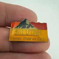 Ski Utah Greatest Snow On Earth Travel Souvenir Brooch Pin