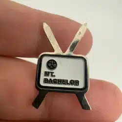 Mt. Bachelor Oregeon Ski Skiing Skier Pin Brooch