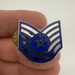 USAF US AIR FORCE TECHNICAL SERGEANT ENAMEL METAL LAPEL PIN - NS MEYER NY