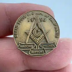GRAND LODGE F & AM of California 1996 MASONS SUPPORT CHILDREN LAPEL PIN