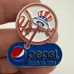 NY New York Yankees Pepsi Pin - March 16th, 2014 - Yankees 7 Braves 4 S-Training