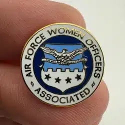 AIR FORCE WOMEN OFFICERS ASSOCIATED Lapel Hat Pin *marks*