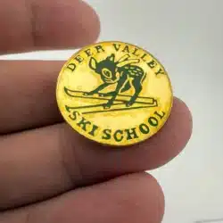 DEER VALLEY SKI SCHOOL PIN BROOCH - Unknown Age - Park City, Utah