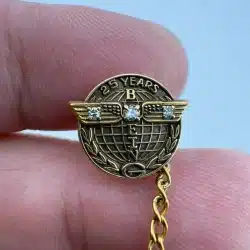 Alternative view of Boeing 25 Years Employee Service Pin Award - 1/10 10K GF + 3 Stones by Jostens