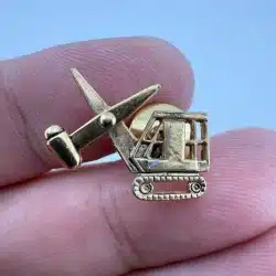 Swiveling Steam Shovel Excavator Tie Tack Pin *wear/rub marks*