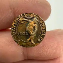 Vintage 1932 Xth OLYMPIAD LOS ANGELES Olympic Games Lapel Pin - DISCUS THROWER