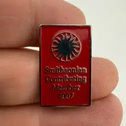 2007 Smithsonian Contributing Member Lapel Pin