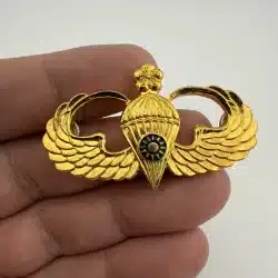 CAF Chinese Air Force Airborne Paratrooper Dual Clasp Pin