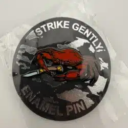 Strike Gently Crab With Knife Pin - Dual Clasp