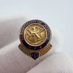DOJ Department of Justice 10 Year Employee Service Pin - 1/10 10K GF