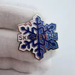 Ski Stevens Pass Snowflake Pin Brooch - Washington State
