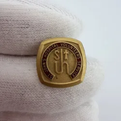 St. John's Hospital Volunteer Service Lapel Pin - Jostens - MN?
