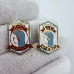 Set of 2 K of C Knights Of Columbus Auxiliary Pins - Minnesota