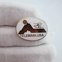 Telemark USA Cross Country Skiing Pin Brooch