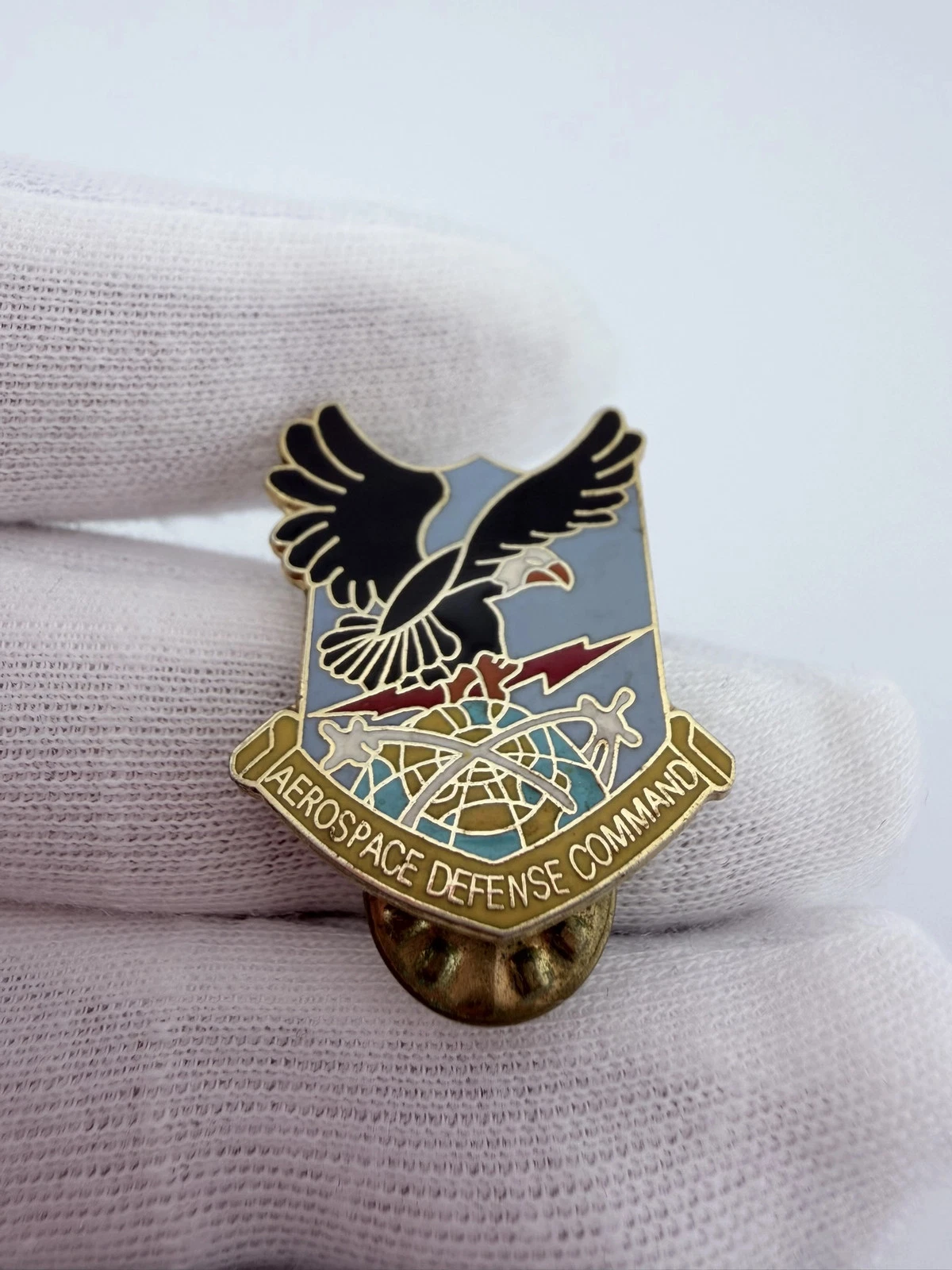 USAF Aerospace Defense Command Pin - Dual Clasp - Image 2