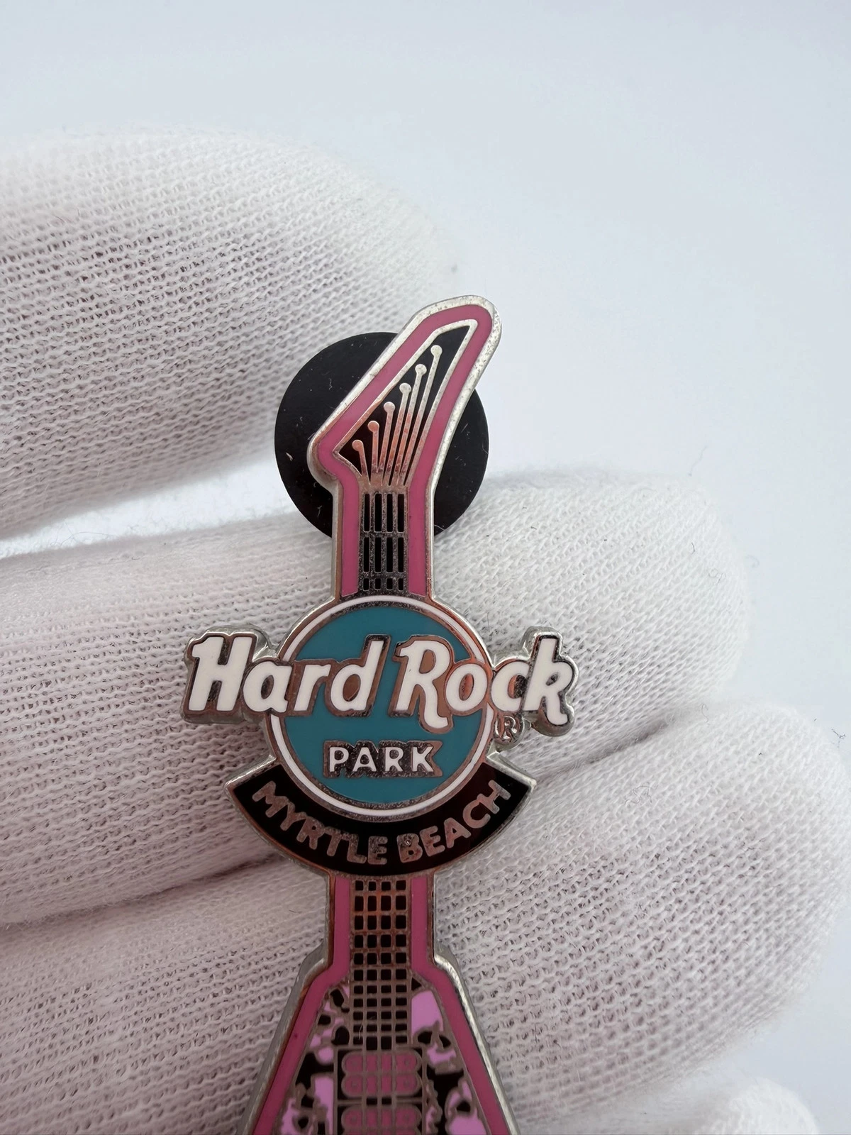 Hard Rock Park Myrtle Beach Flying V Guitar Pin - Pink Skulls - Image 3