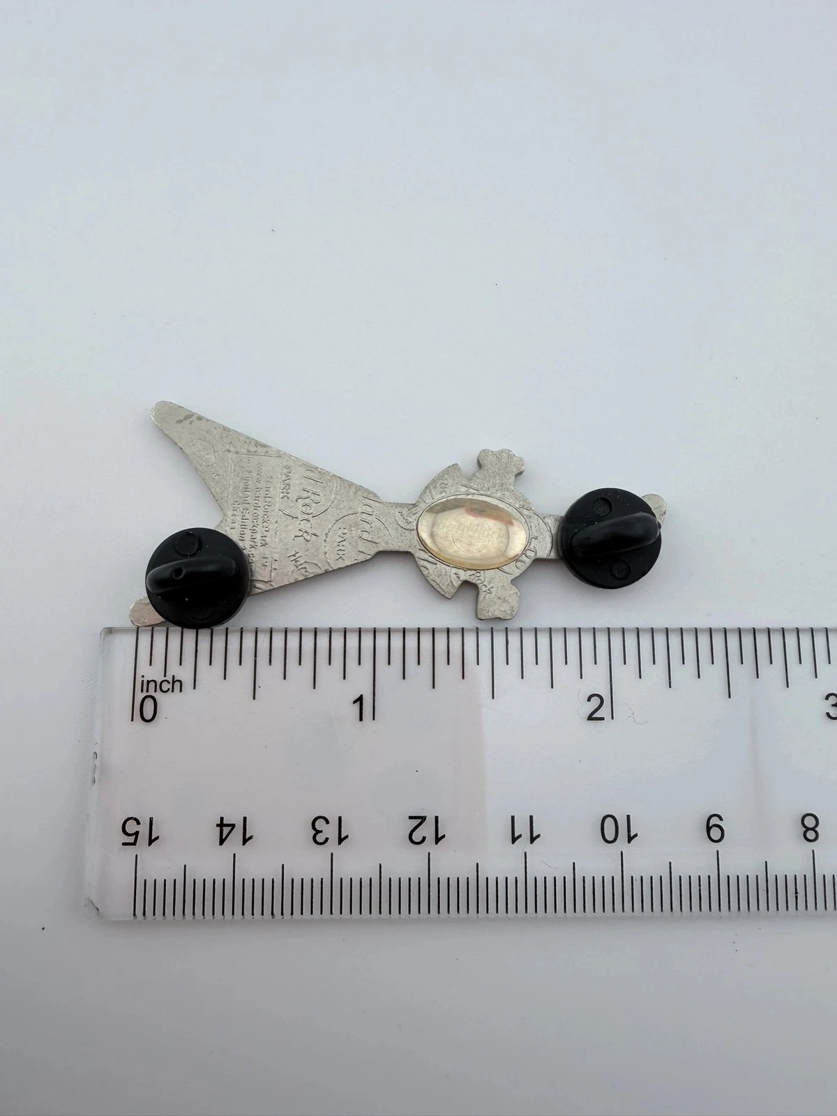 Hard Rock Park Myrtle Beach Flying V Guitar Pin - Pink Skulls - Image 5