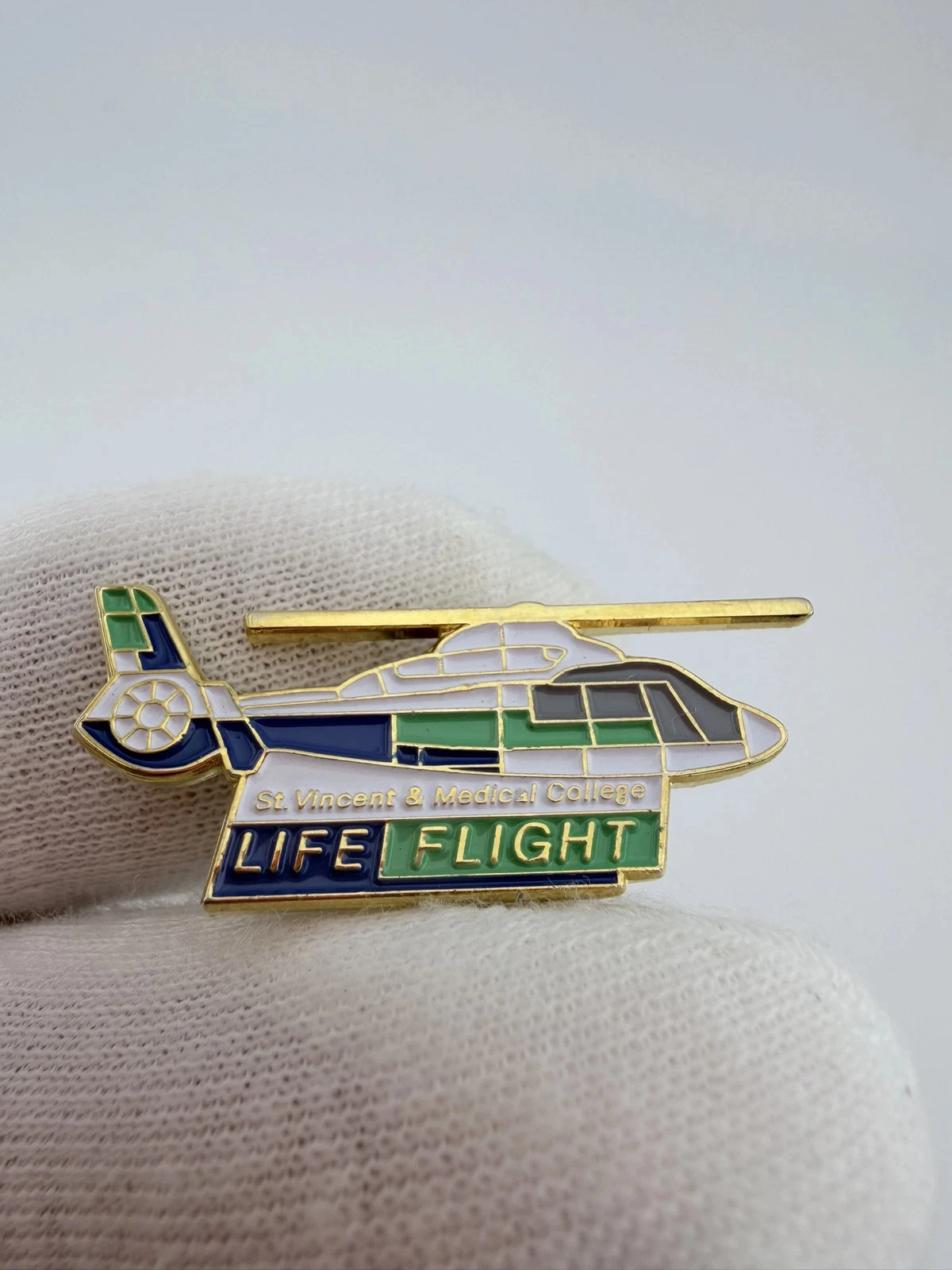 St. Vincent & Medical College Life Flight EMS Helicopter Pin - Toledo, Ohio - Image 2