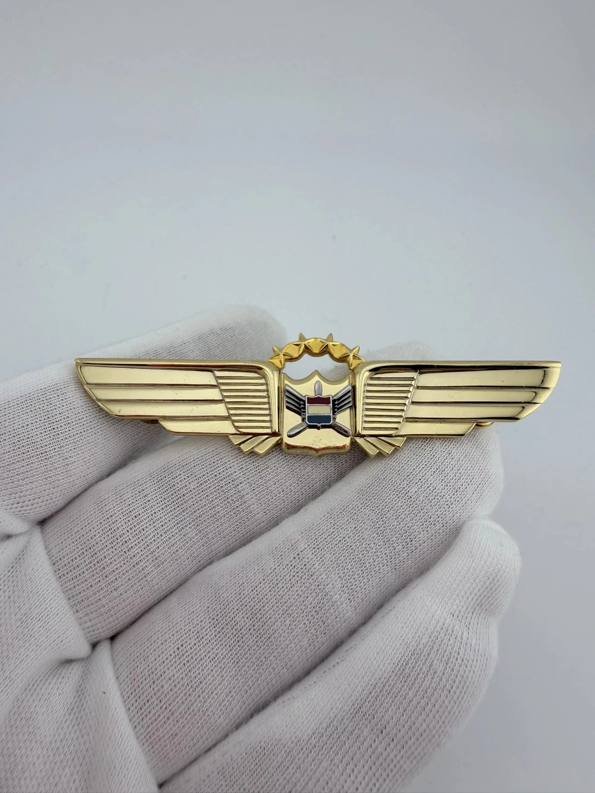 United Airlines Pilot Wings 1 - 9 Years - Vintage & Obsolete
