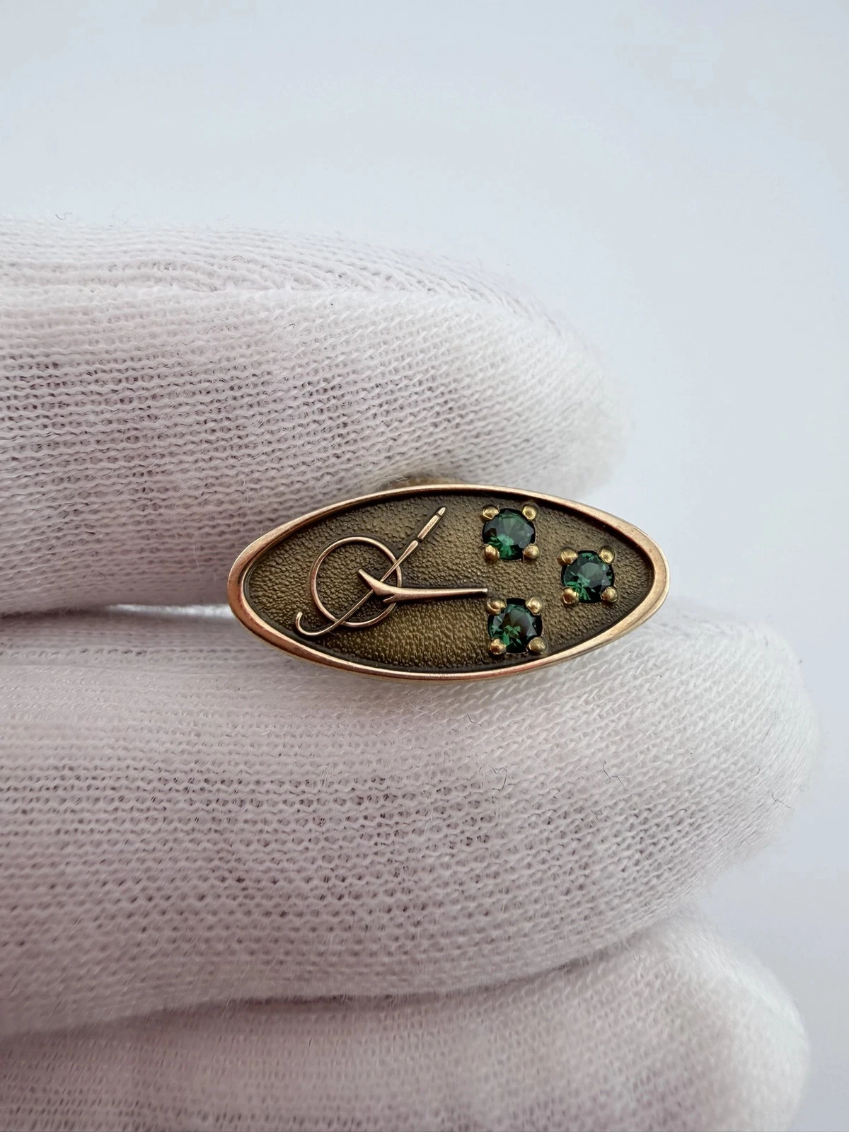 McDonnell Douglas 20 Year Employee Service Award Pin - cTo
