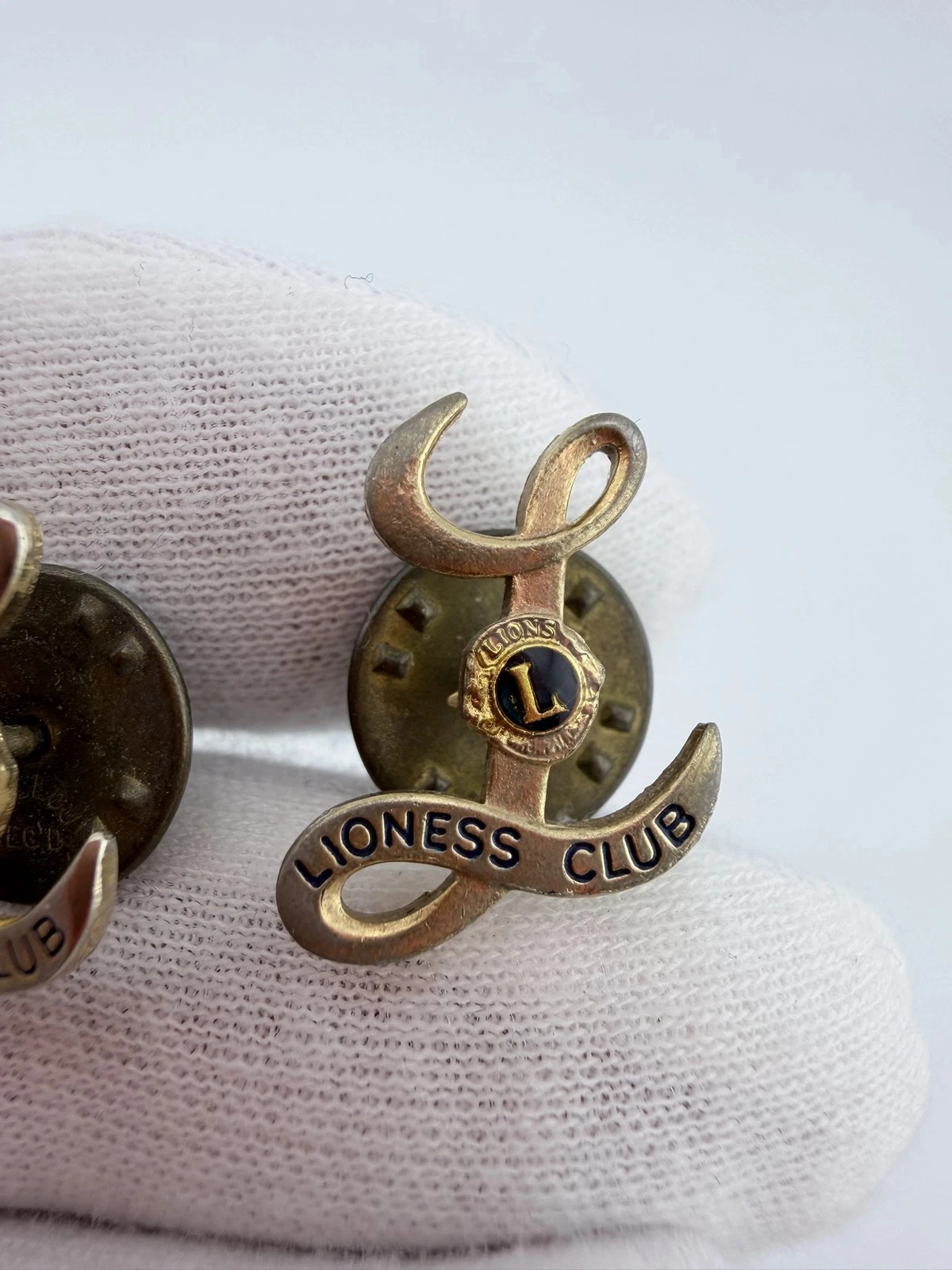Lions Clubs International Lioness Club Pins - Image 4