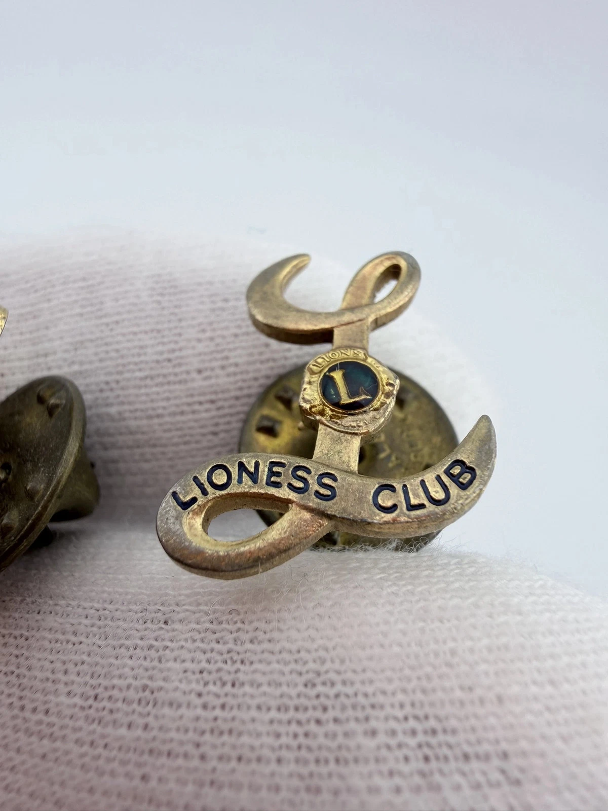 Lions Clubs International Lioness Club Pins - Image 5