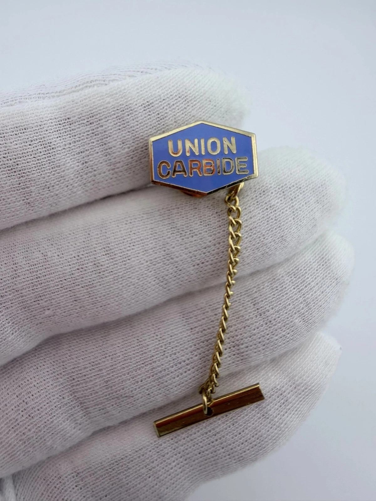 UCC Union Carbide Corporation Tie Tack Pin