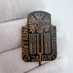 Vintage 1975 ENSV Laulu-ja Tantsupidu Pin Brooch - Estonian Song Celebration
