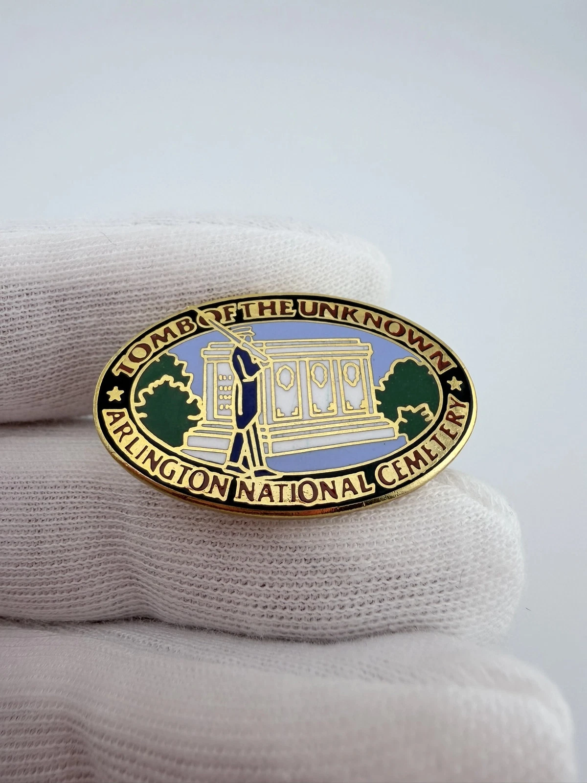 Tomb of the Unknown Soldier Arlington National Cemetery Lapel Pin