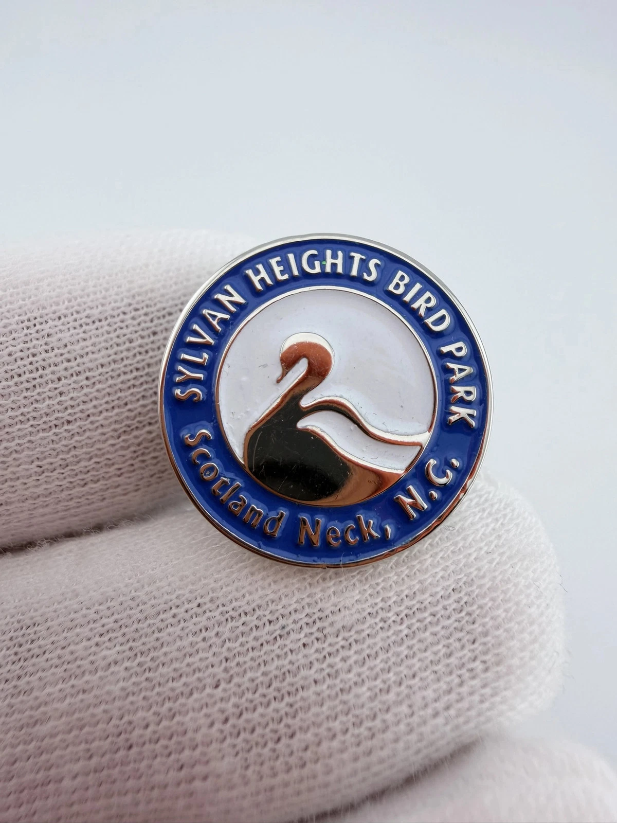 Sylvan Heights Bird Park Lapel Pin - North Carolina - Image 2