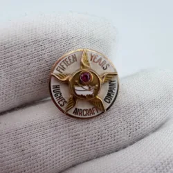 Hughes Aircraft Company 15 Year Employee Service Award Pin - 10K, 3.3g