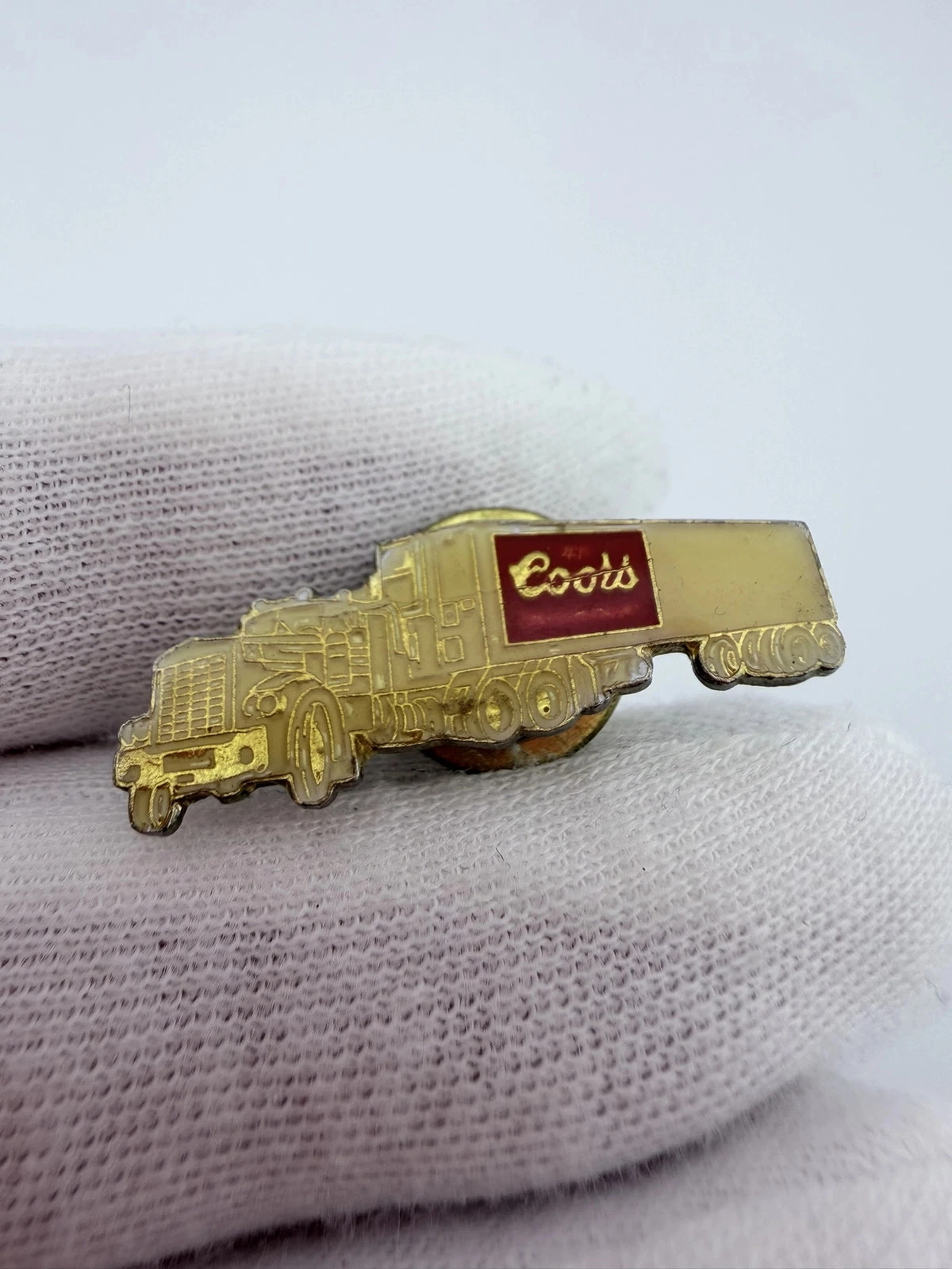 Vintage Coors Beer Delivery Truck Lapel Pin - Yellowing - Image 2