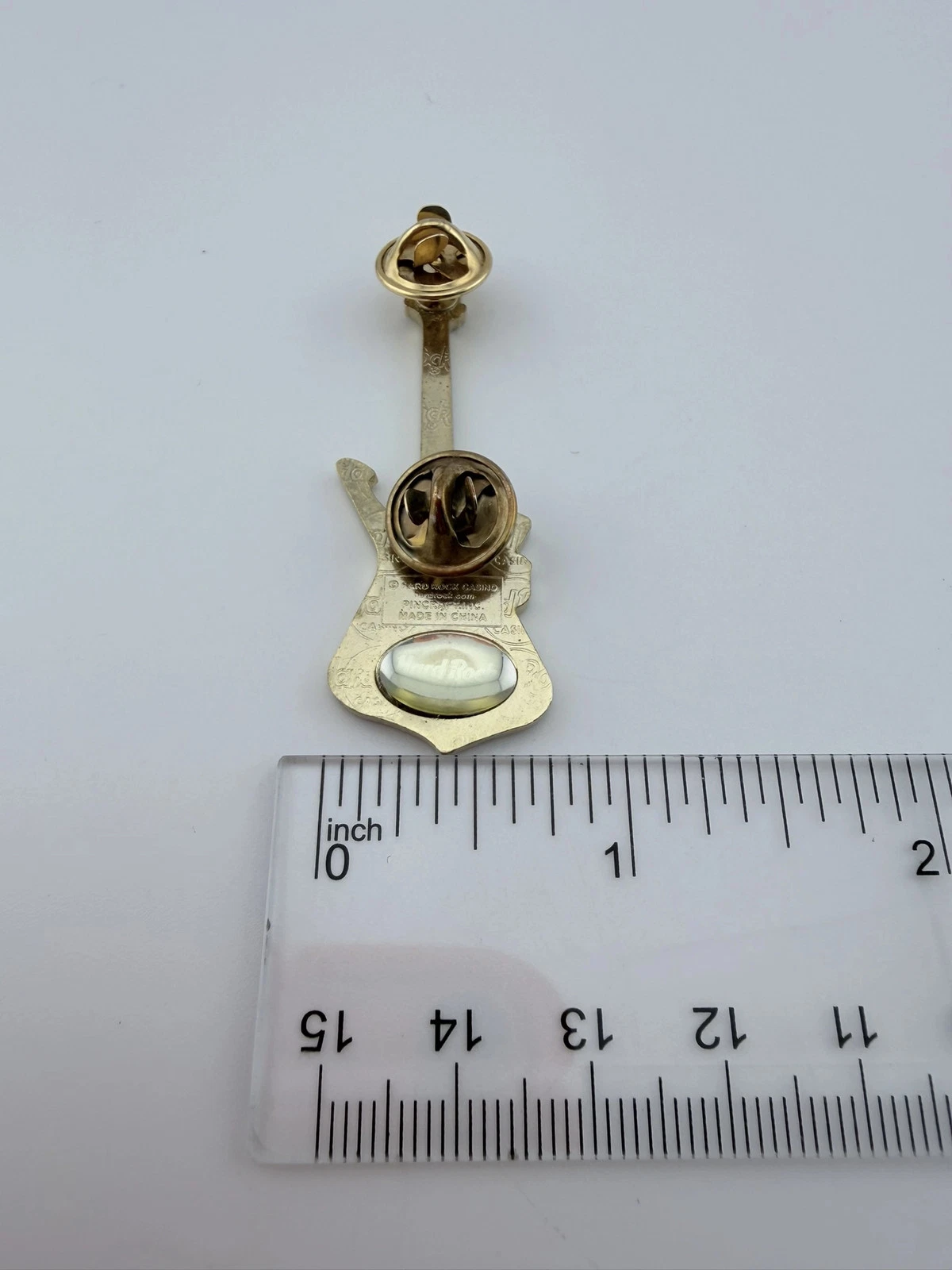 2006 Seminole Hard Rock Hotel & Casino Tampa Happy Birthday Guitar Pin - Image 4