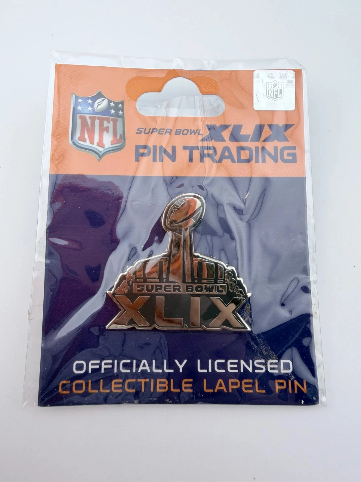 Super Bowl XLIX 49 Trophy Lapel Pin by WinCraft