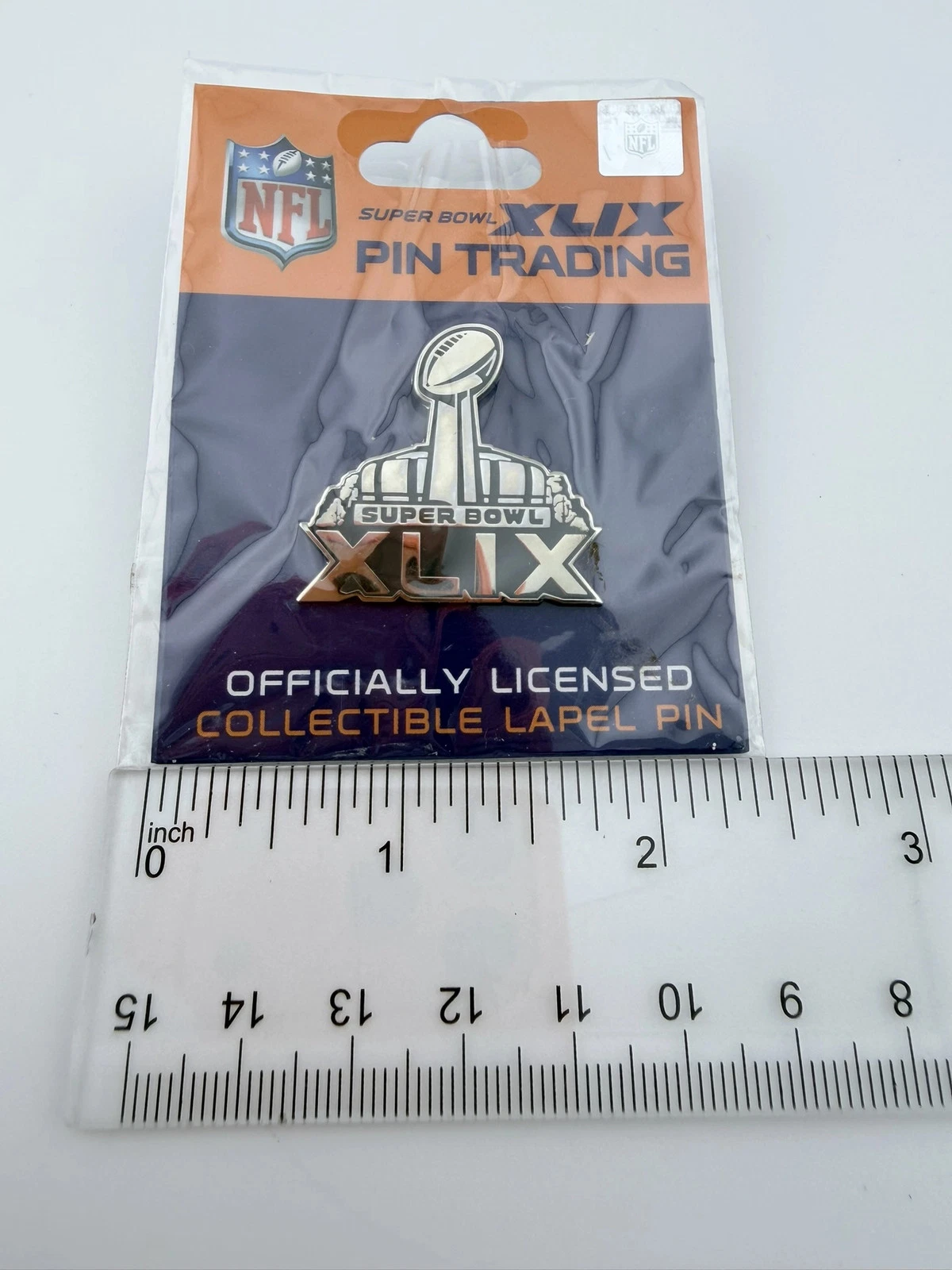 Super Bowl XLIX 49 Trophy Lapel Pin by WinCraft - Image 2