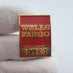 Wells Fargo Bank 1 Year Employee Service Award Pin