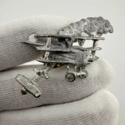 Fokker Dr.I Airplane Aerobatic Fight Scene Pin Brooch